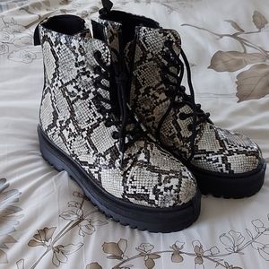 Snake skin boot